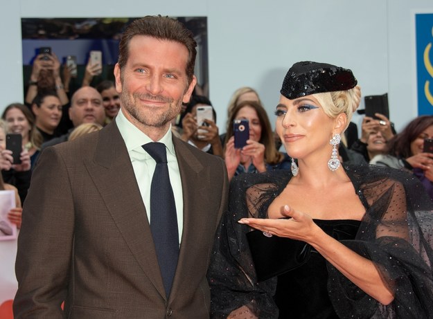 Lady Gaga i Bradley Cooper na czerwonym dywanie /WARREN TODA /PAP/EPA