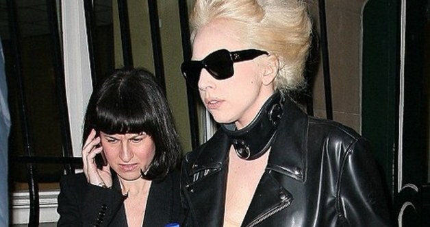 Lady Gaga i jej niewolnica /- /East News