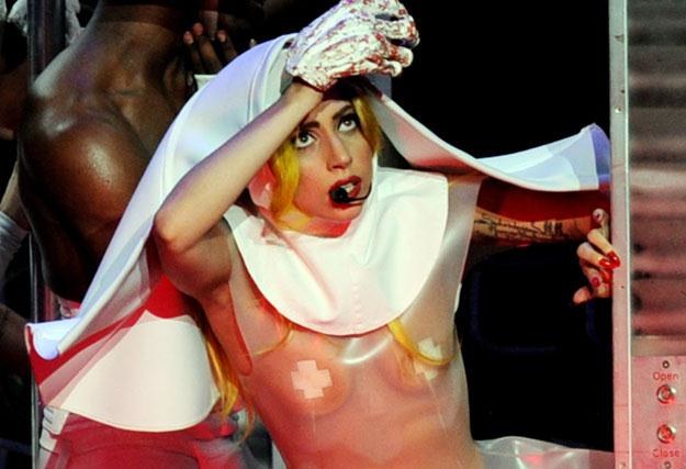 Lady GaGa jako zakonnica fot. Kevin Winter /Getty Images/Flash Press Media