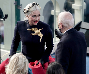 Lady Gaga na inauguracji Joe Bidena. Wyjaśniła, dlaczego wybrała broszkę
