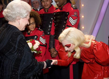 Lady GaGa po występie przed królową Elżbietą II - fot. WPA Pool /Getty Images/Flash Press Media