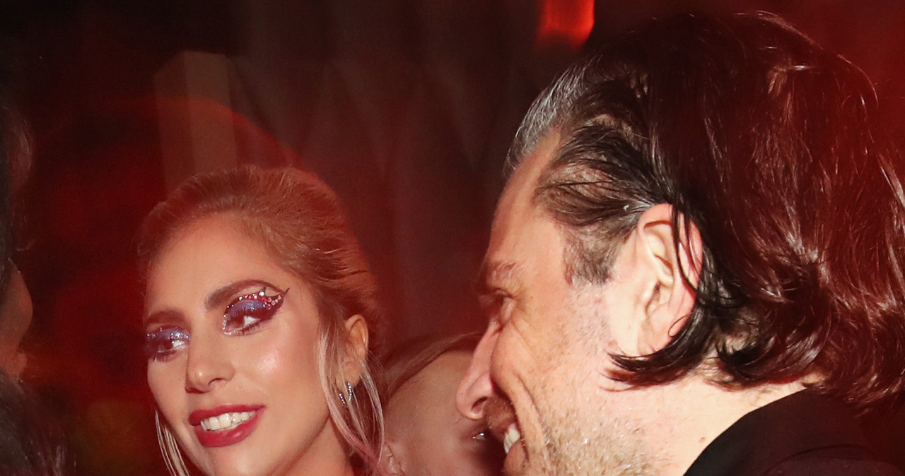 Lady Gaga z narzeczonym /Christopher Polk /Getty Images