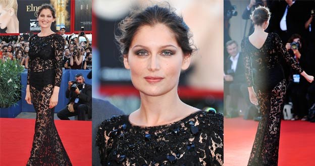 Laetitia Casta na czerwonym dywanie podczas ceremonii otwarcia festiwalu w Wenecji. /Getty Images/Flash Press Media