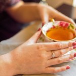 Łagodzi wzdęcia, wspiera wydzielanie żółci. Pij pół godziny po posiłku