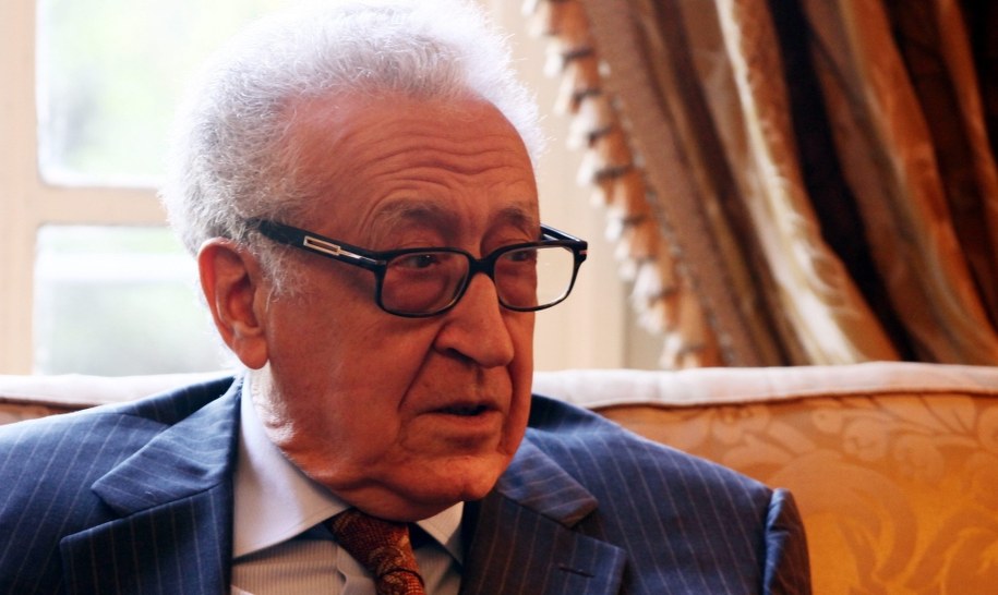 Lakhdar Brahimi /KHALED ELFIQI   /PAP/EPA