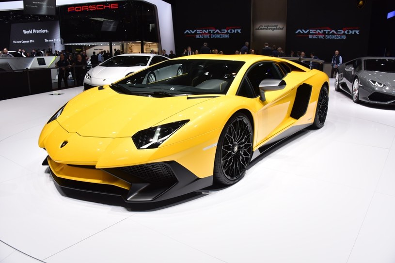 Lamborghini Aventador LP 750-4 SV /Newspress