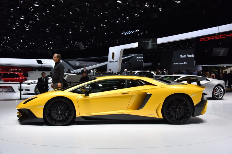 Lamborghini Aventador LP 750-4 SV /Newspress