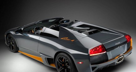 Lamborghini LP650-4 roadster /Informacja prasowa