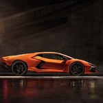 Lamborghini Revuelto 2023