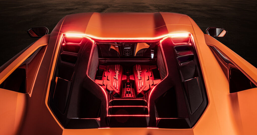 Lamborghini Revuelto ujawnione. Jest V12, wtyczka i ponad 1000 KM /Lamborghini /materiały prasowe