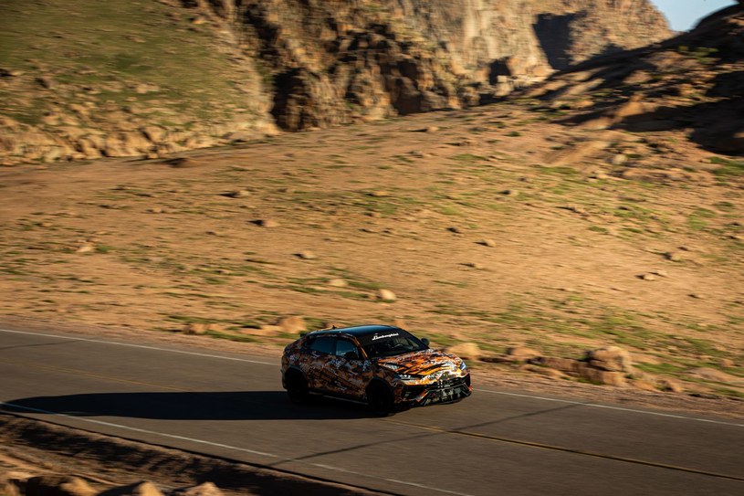 Lamborghini Urus na Pikes Peak /materiały prasowe