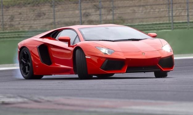 Lamborghini zbuduje najszybszy model w historii /Informacja prasowa