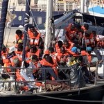 Lampedusa: Migranci zeszli z pokładu statku Alex