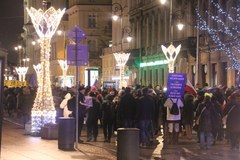  Łańcuch światła w Warszawie. To protest w obronie sądów