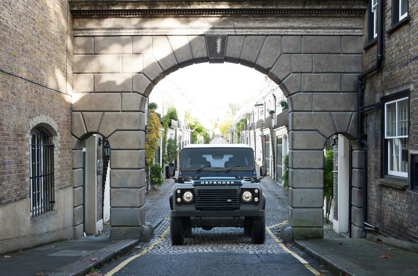 Land Rover Defender /Informacja prasowa