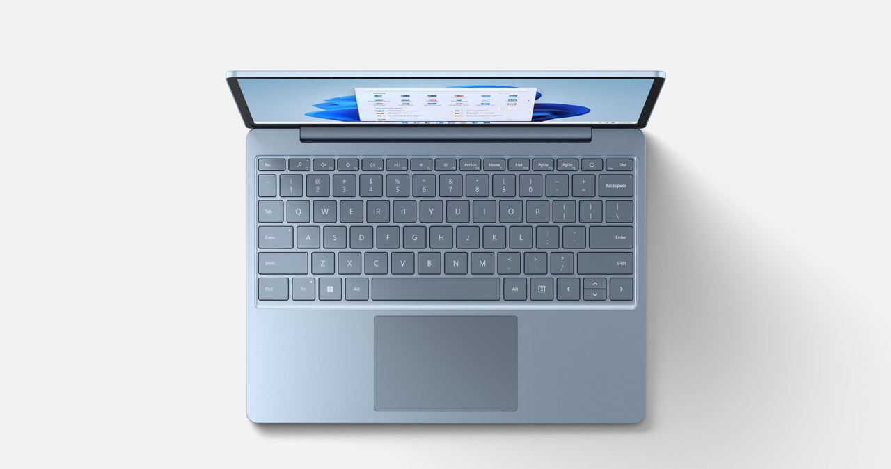 Laptop z office /materiały promocyjne