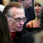 Larry King w szpitalu. Nestor amerykańskiego dziennikarstwa ma Covid-19