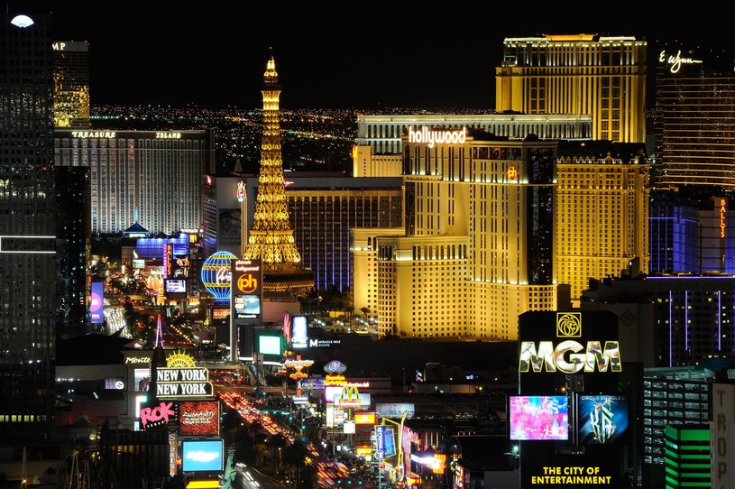 Las Vegas - jedno z miejsc, które trzeba odwiedzić przed "trzydziestką" /Getty Images/Flash Press Media