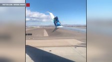 ​Las Vegas: Pasażer wspiął się na skrzydło samolotu