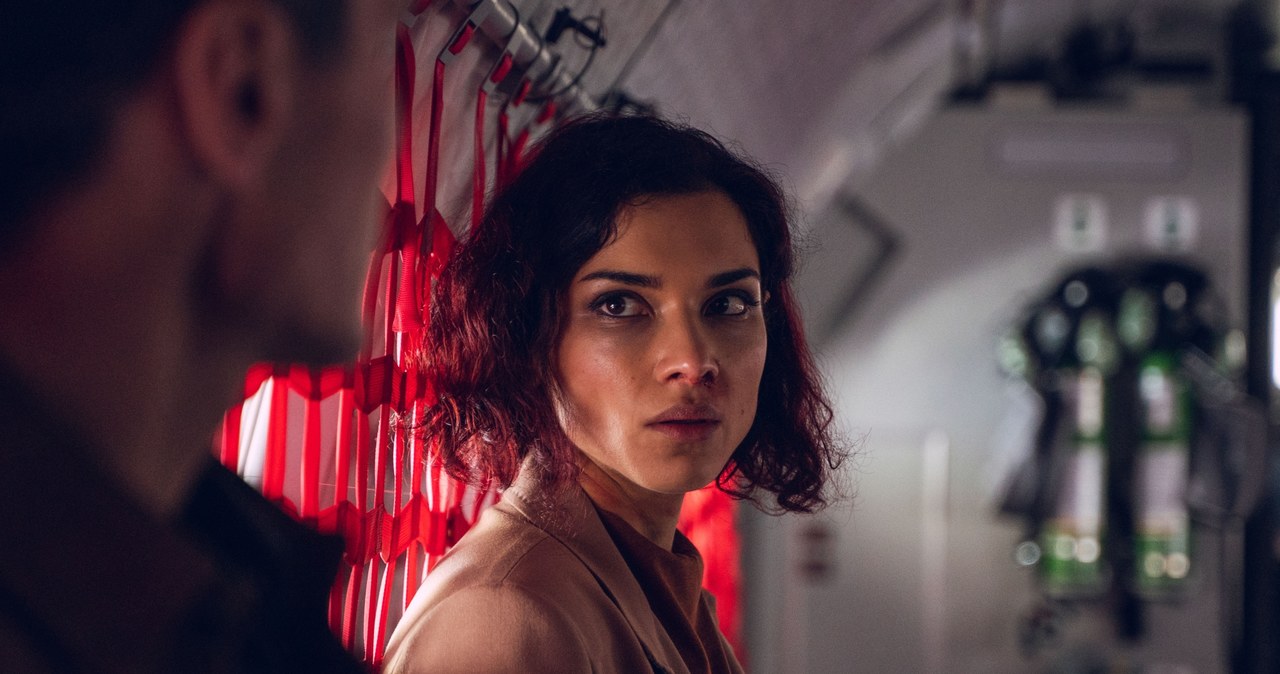 "Last Light": Amber Rose Revah /Klara Cvrckova / Viaplay /materiały prasowe