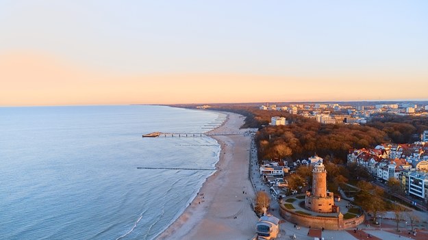 Latarnia morska w Kołobrzegu /Shutterstock