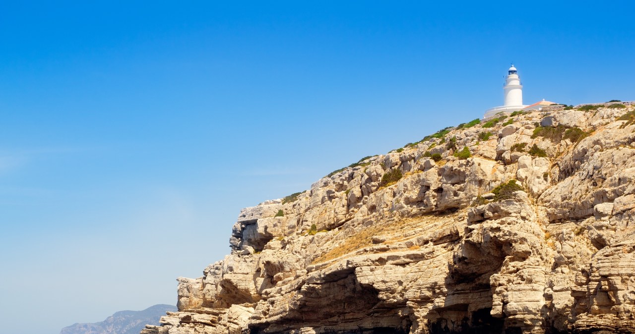 Latarnia Morska w San Antonio, Ibiza /123RF/PICSEL