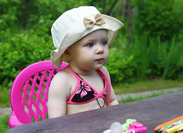 Lato dla niemowląt to trudny czas, bo źle znoszą upały o łatwo się przegrzewają