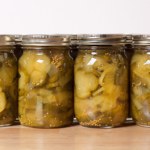 ogórki kiszone Lato w słoiku z orientalną nutą. Nawet babcia doceni ten nowoczesny przepis