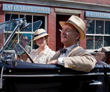 Laura Linney i Bill Murray w scenie z filmu "Weekend z królem"