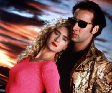 Laurę Dern mogliśmy też oglądać w wielu filmach Davida Lyncha. Współpracę z reżyserem aktorka rozpoczęła od roli w "Blue Velvet".

Potem podziwialiśmy ją jeszcze w "Dzikości serca" (na zdjęciu z Nicolasem Cage'em) oraz "Inland Empire".