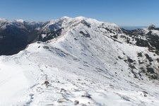 Lawina w Tatrach zasypała narciarza. Jego stan jest poważny