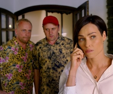 Lawina zdarzeń, pomyłek i niewyobrażalnych zwrotów akcji przerosną ich wielokrotnie… a to dopiero początek. Małe kłamstewka będą miały kolosalne skutki!