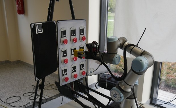 Łaziki na Marsie, ale częściowo... pod dachem