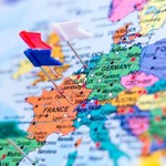 "Le Figaro": Powstaje Europa bez Rosji, zorganizowana wokół osi Paryż-Berlin-Warszawa
