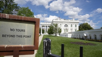 "Le Monde": Pandemia koronawirusa poważnym ciosem dla wizerunku USA