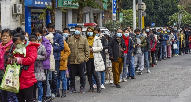 "Le Monde": Światowa Organizacja Zdrowia uległa naciskom Chin /PENG HUAN /PAP/EPA