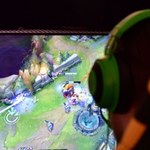 League of Legends: Gwiazdy zmierzą się w pokazowym meczu w ramach akcji "Dom dla Ukrainy"