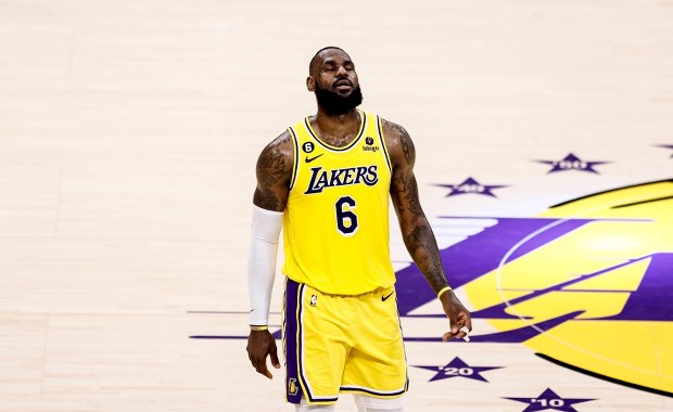 LeBron James ma ochotę na więcej. Legenda z nowym kontraktem