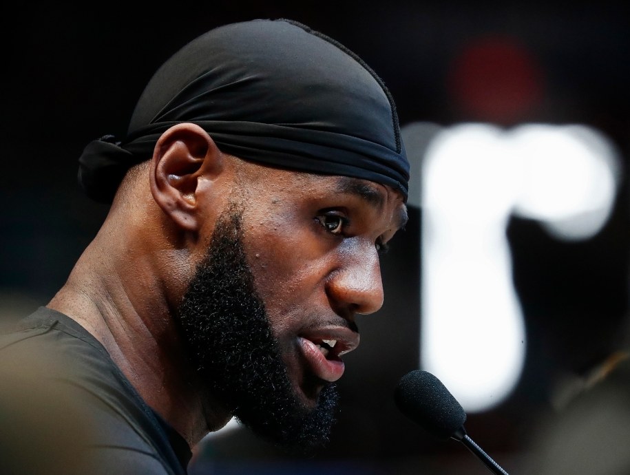 LeBron James /LARRY W. SMITH /PAP/EPA