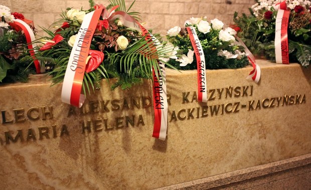 Lech i Maria Kaczyńscy spoczną w nowym sarkofagu