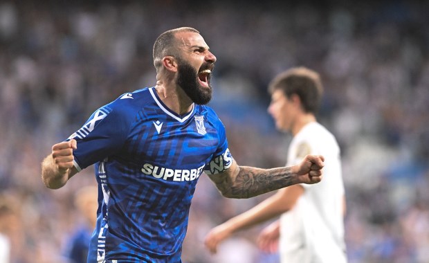 Lech Poznań rozgromił rywala. Cztery karne, czerwona kartka i hat-trick Ishaka