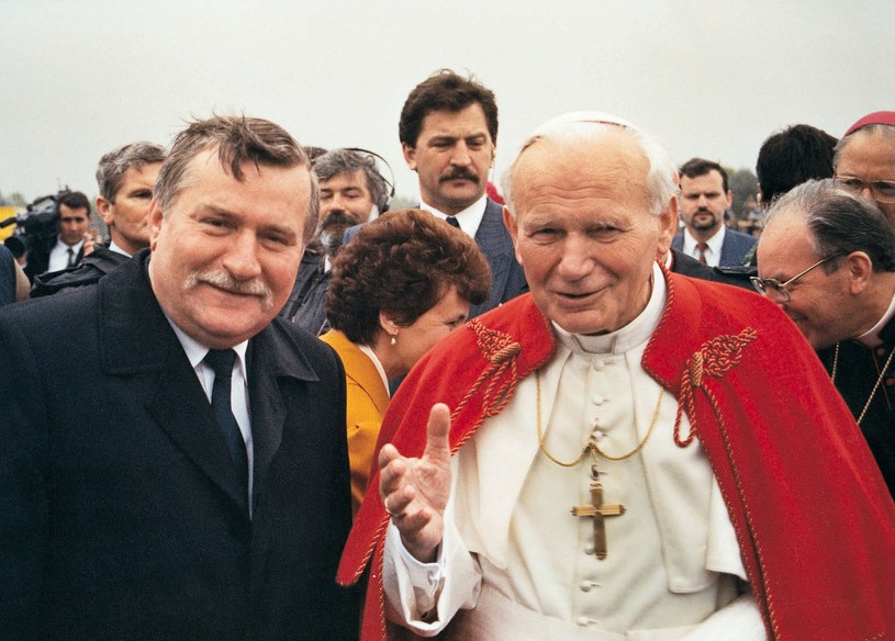Lech Wałęsa i Jan Paweł II /Jan Morek /Agencja FORUM