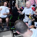 Lech Wałęsa odwiedza protestujących w Sejmie: Wezwaliście mnie, więc jestem!