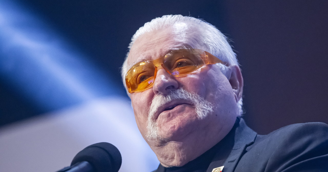 Lech Wałęsa z zarzutami prokuratorów IPN. Były prezydent stawił się w prokuraturze