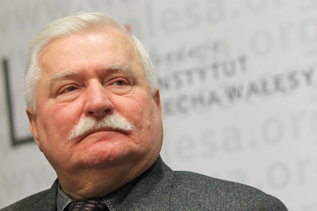 Lech Wałęsa zapowiada, że już nigdy nie poleci do Londynu. /Piot Wittman /PAP