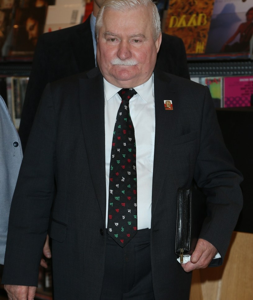 Lech Wałęsa "przymiera głodem", a tu takie wieści o jego synu! Tabloid