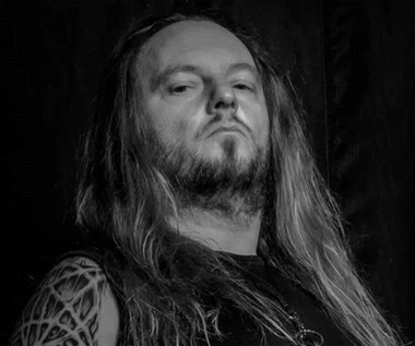 Legenda polskiego black metalu wraca z nowym albumem. "Niczym piekielny walec"