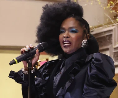 Legendarna Lauryn Hill zagrała dla pustego stadionu! Wszystko przez ogromne spóźnienie. Organizator wziął winę na siebie