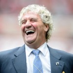 Legendarny bramkarz wystawia na aukcję koszulki gwiazd