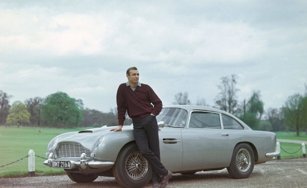 Legendarny samochód Jamesa Bonda trafił na aukcję